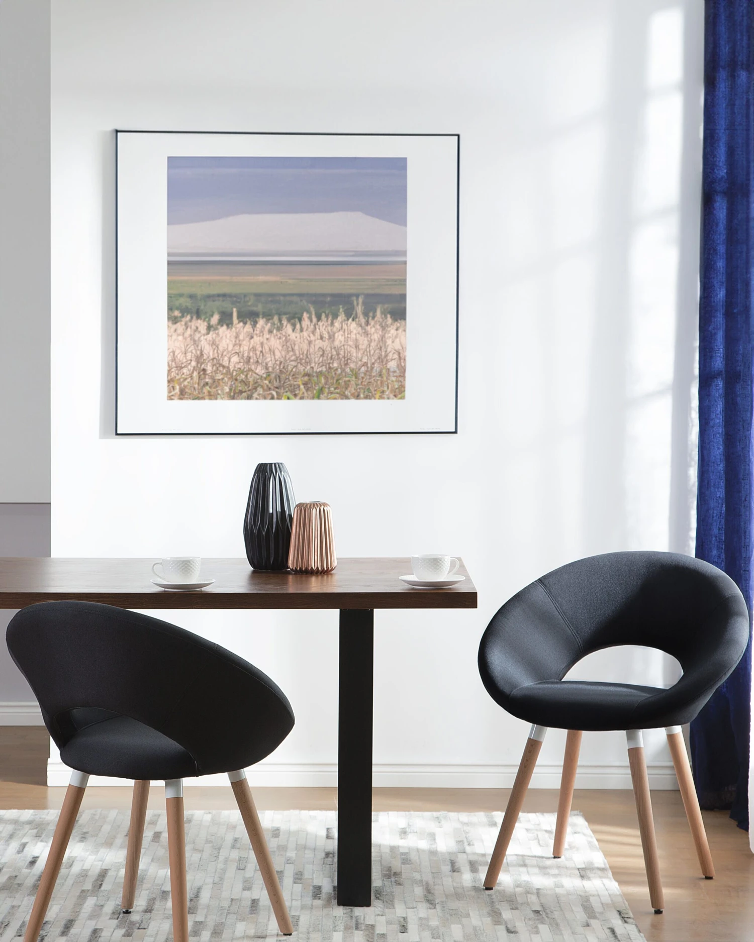 Set Di 2 Sedie Da Pranzo Tessuto Nero ROSLYN 4 Set Di 2 Sedie Da Pranzo Tessuto Nero ROSLYN - immagine 2