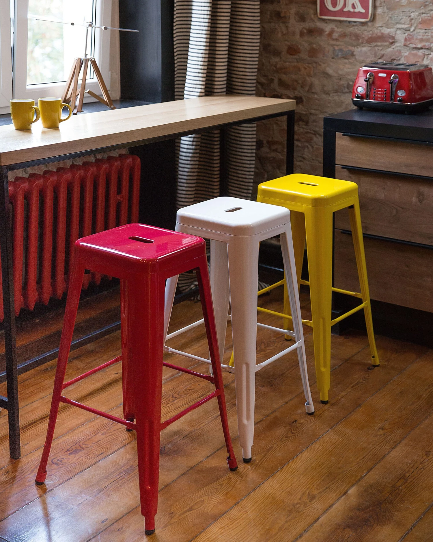 Set Di 2 Sgabelli Da Bar Metallo Giallo 76 Cm CABRILLO 5 Set Di 2 Sgabelli Da Bar Metallo Giallo 76 Cm CABRILLO - immagine 3