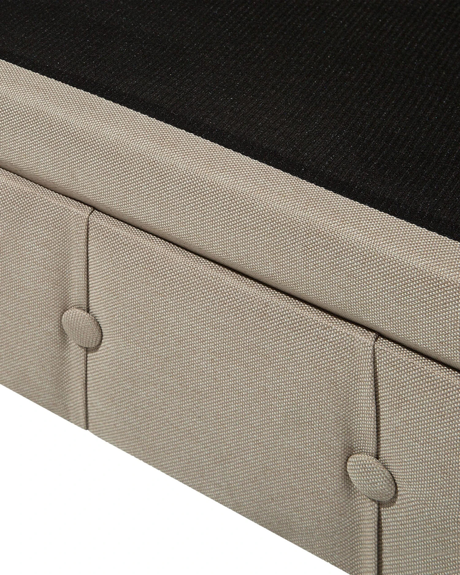 Poltrona Vintage In Tessuto Beige CHESTERFIELD Grande 11 Poltrona Vintage In Tessuto Beige CHESTERFIELD Grande - immagine 9