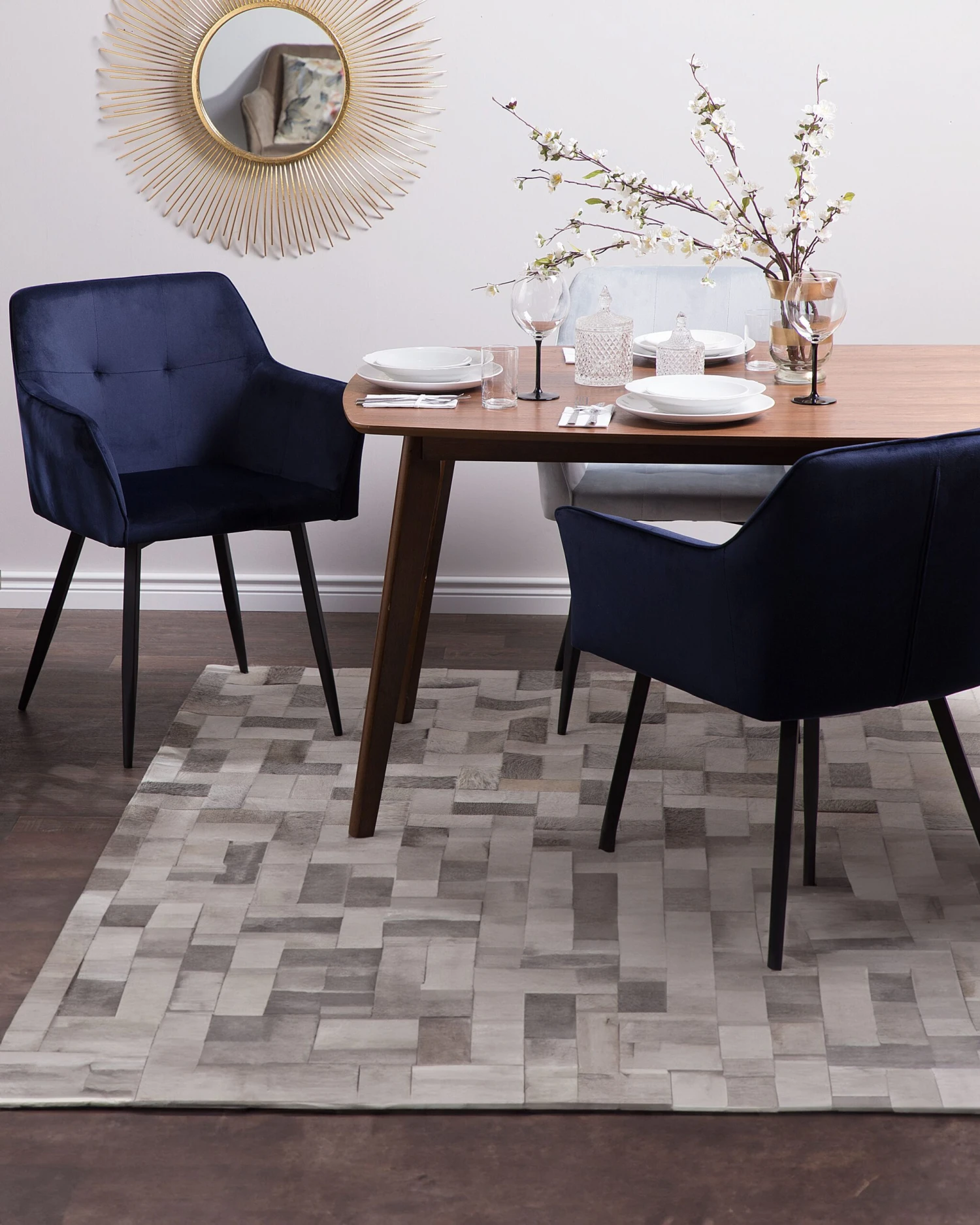 Set Di 2 Sedie Da Pranzo Velluto Blu Scuro JASMIN - immagine 2