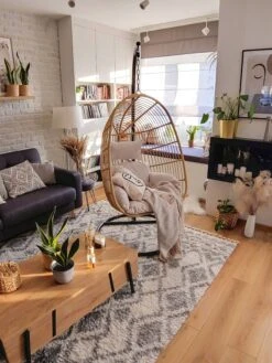 Poltrona Sospesa In Rattan Sintetico Color Naturale Con Piedistallo CASOLI 18 Poltrona Sospesa In Rattan Sintetico Color Naturale Con Piedistallo CASOLI -Beliani undef src sa picid 779478 type whitesh image