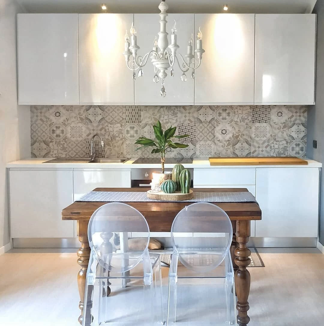 Set Di 4 Sedie Acrilico Trasparente MERTON 5 Set Di 4 Sedie Acrilico Trasparente MERTON - immagine 3