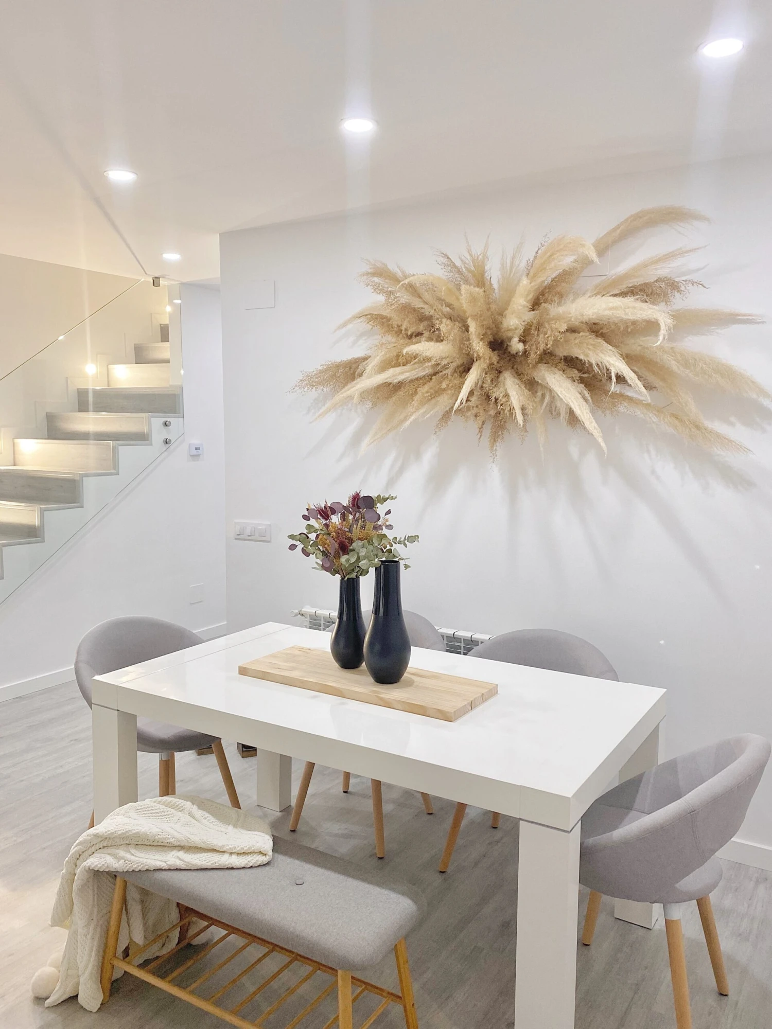 Set Di 2 Sedie Da Pranzo Tessuto Grigio Chiaro ROSLYN - immagine 4