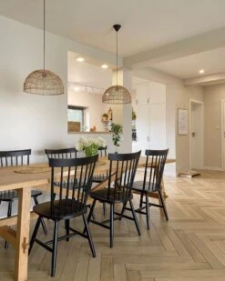 Set Di 2 Sedie In Legno Nere BURGES 15 Set Di 2 Sedie In Legno Nere BURGES -Beliani undef src sa picid 827506 type whitesh image