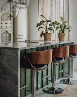 Sgabello Da Bar Ecopelle Nero BAKU 14 Sgabello Da Bar Ecopelle Nero BAKU -Beliani undef src sa picid 831936 type whitesh image