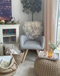 Poltrona Imbottita In Tessuto Grigio Chiaro BJARN 14 Poltrona Imbottita In Tessuto Grigio Chiaro BJARN -Beliani undef src sa picid 842675 type whitesh image