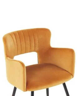 Set Di 2 Sedie Da Pranzo Velluto Arancione E Nero SANILAC 16 Set Di 2 Sedie Da Pranzo Velluto Arancione E Nero SANILAC -Beliani undef src sa picid 847096 type whitesh image