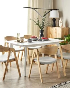 Set Di 2 Sedie Da Pranzo Tessuto Grigio Chiaro E Legno Chiaro YUBA 16 Set Di 2 Sedie Da Pranzo Tessuto Grigio Chiaro E Legno Chiaro YUBA -Beliani undef src sa picid 850786 type whitesh image